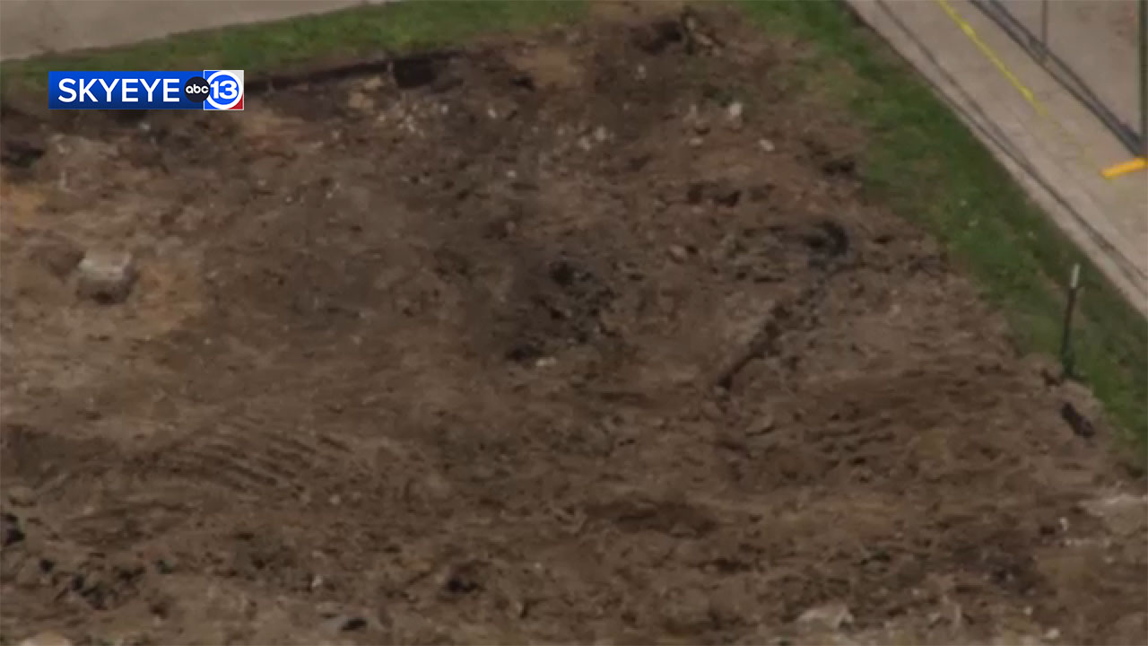 Tomball historic cemetery discovered while crews cleared construction site, police say